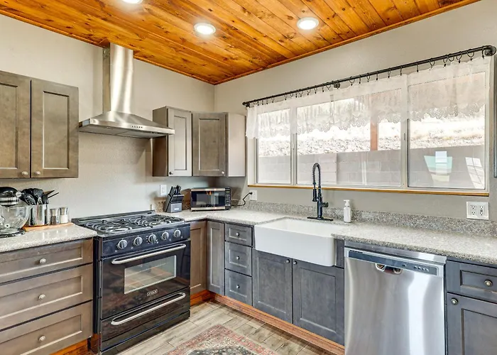 Ferienhaus 3 Mi To Trails: Secluded Eagar W/ Mtn Views!