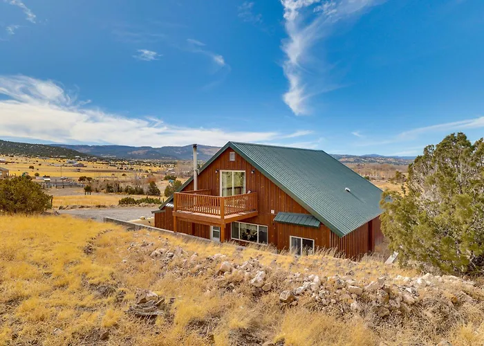 3 Mi To Trails: Secluded Eagar W/ Mtn Views! *